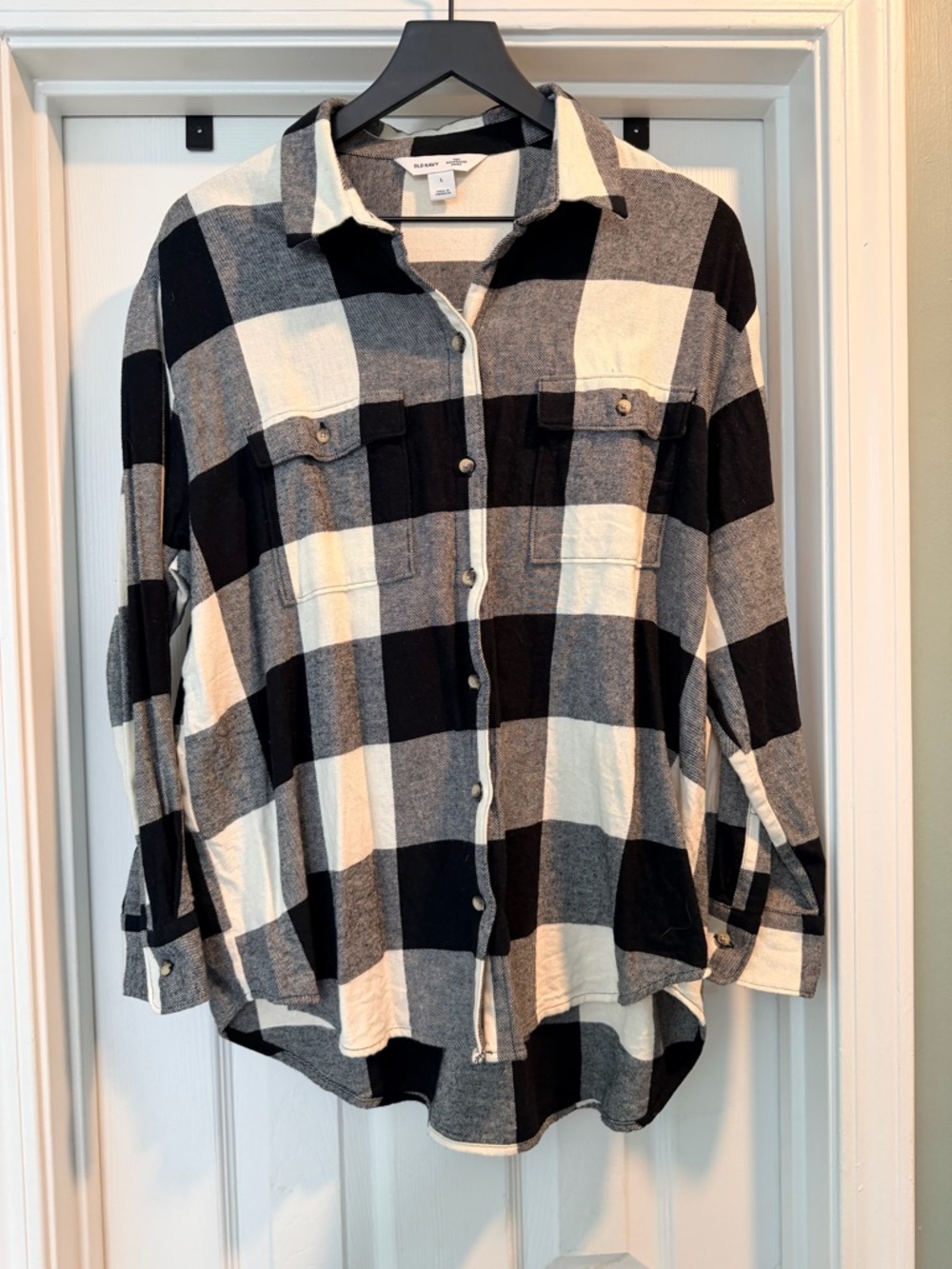 Old Navy Black and White Plaid Button-Down Shirt